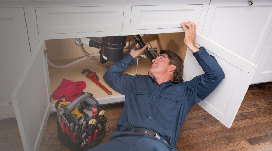 Local water heater installation in Mendota, IL